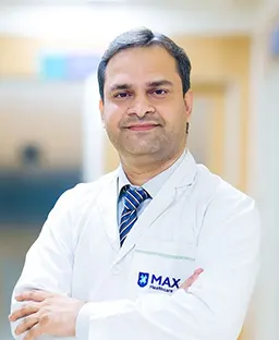 dr-harish-saini